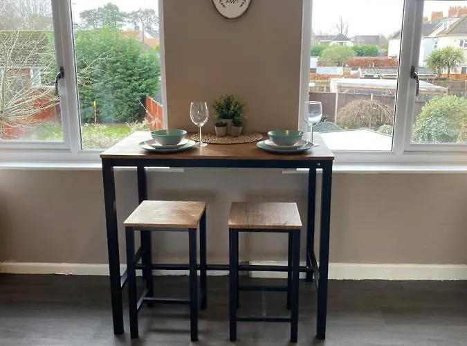 Annex - Garden View بريستول